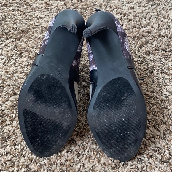 Prabal Gurung Floral Heels - Picture 4 of 5